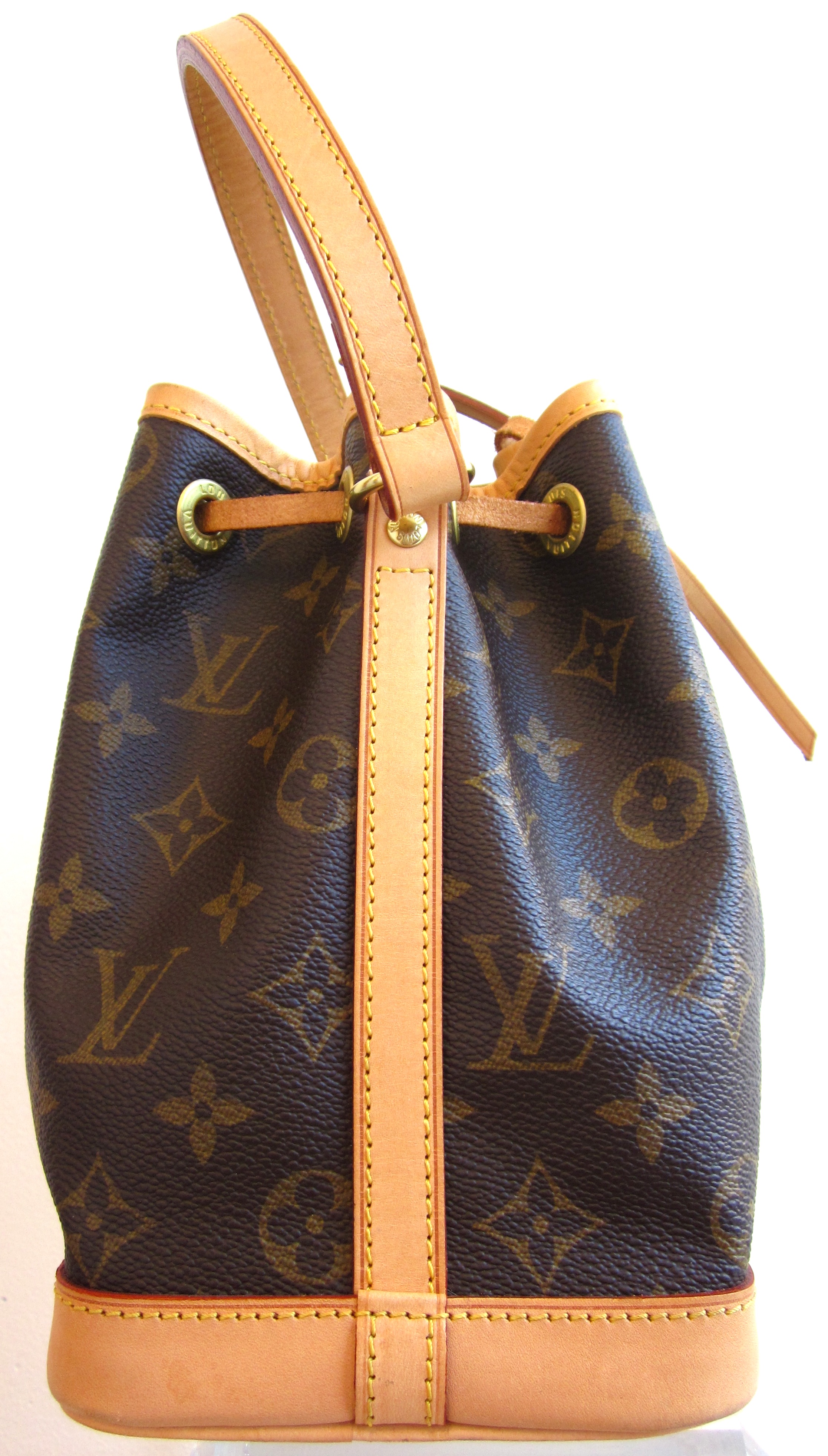 Louis Vuitton Lilia Lambskin Leather Shoulder Bag