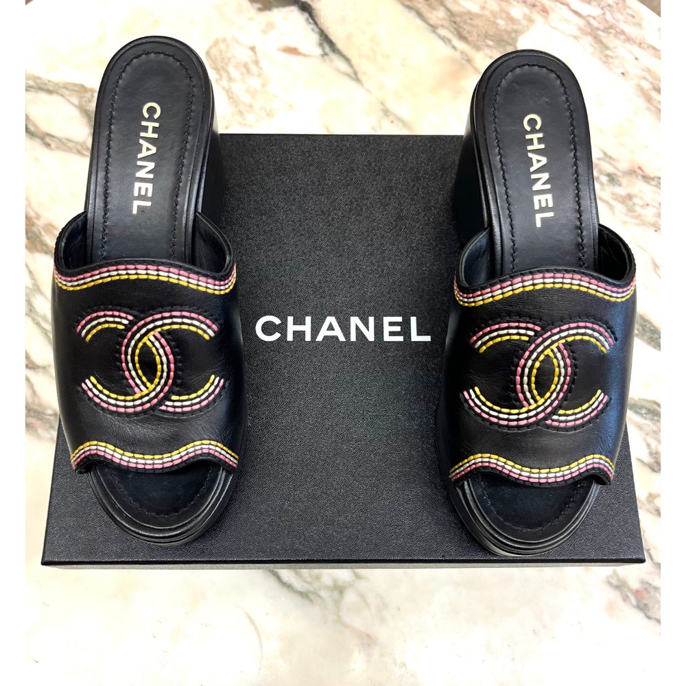 Chanel leather wedge sandal with CC logo