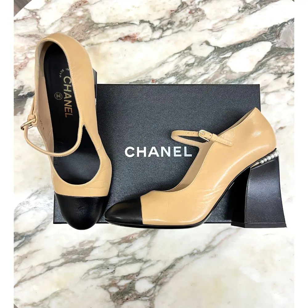 Chanel beige and black pearl shoes - sz 40