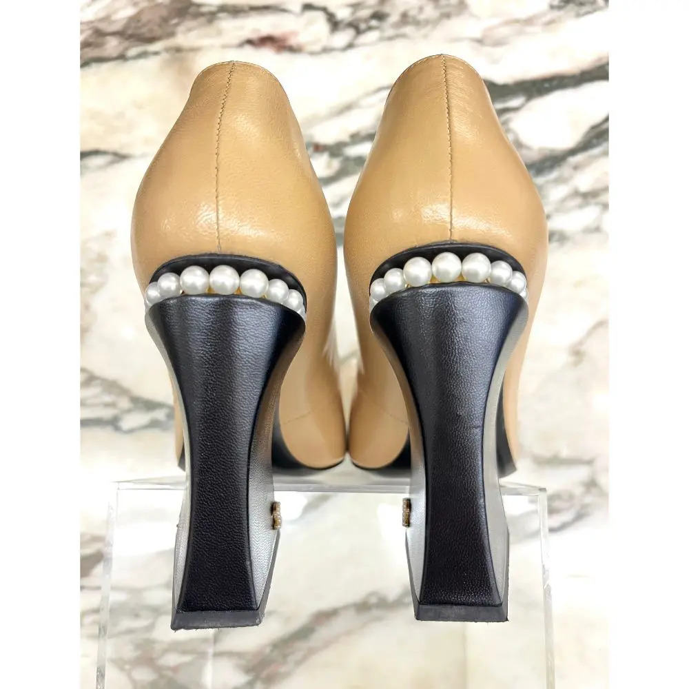 Chanel beige and black pearl shoes - sz 40