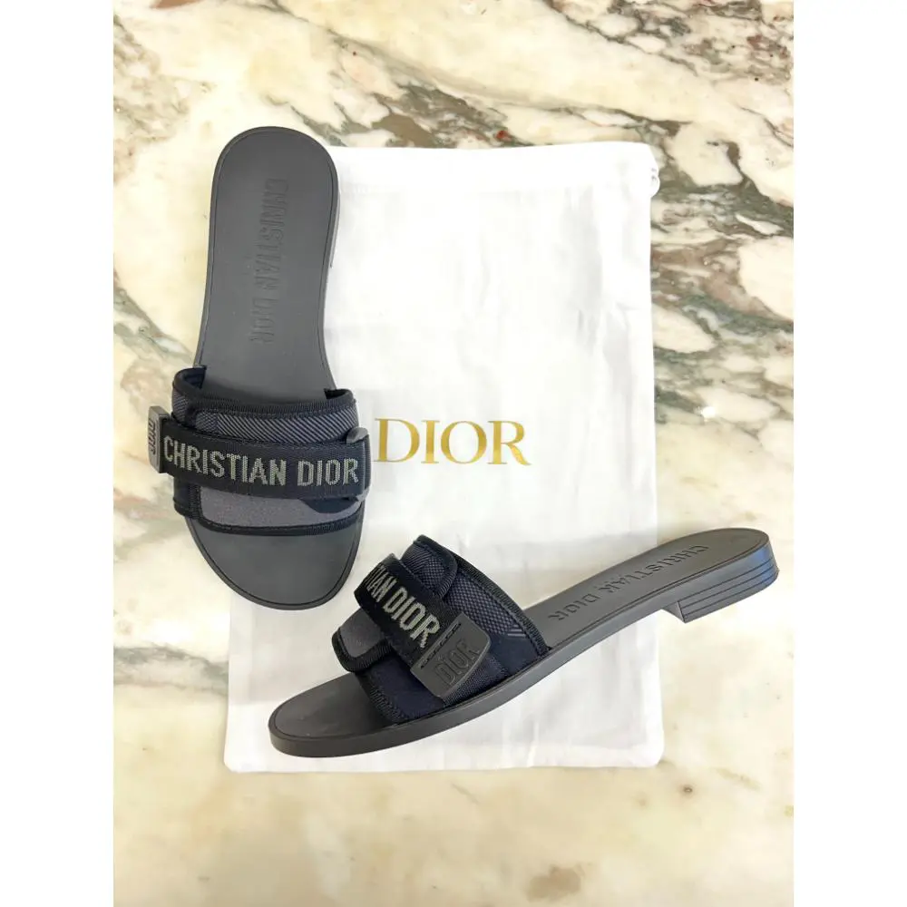 Dior (r)evolution slides in black camouflage ~ sz 37