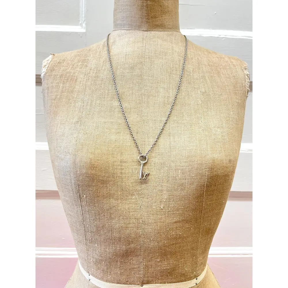 Louis Vuitton key pendent long chain necklace