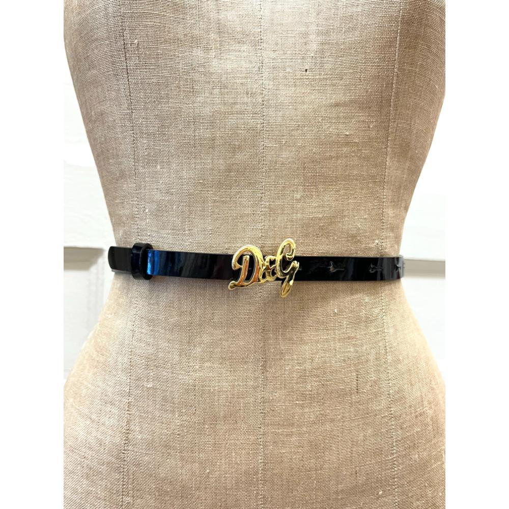 Dolce & Gabbana thin patent leather belt w/ gold logo buckle