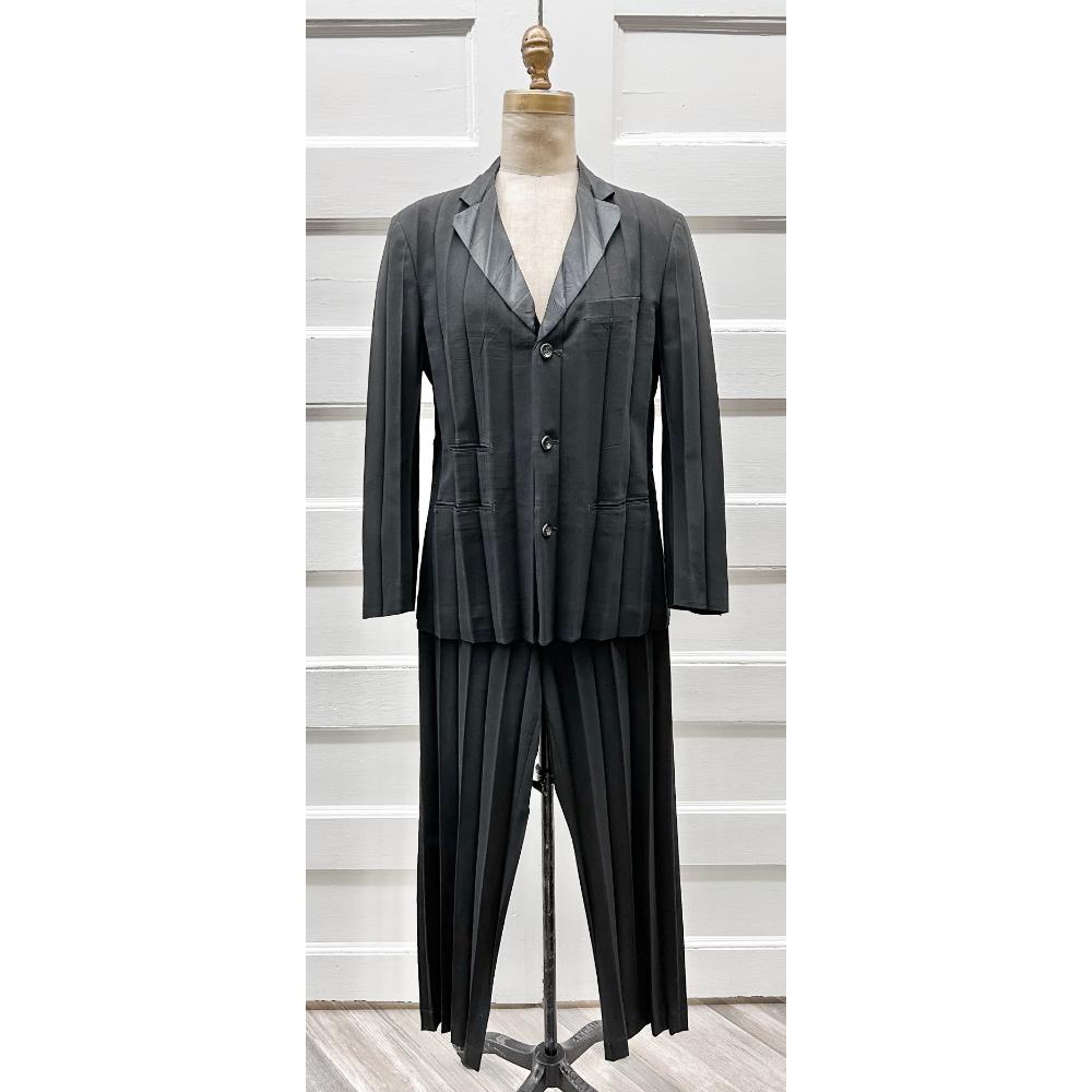 Issey Miyake 1980's pleated suit