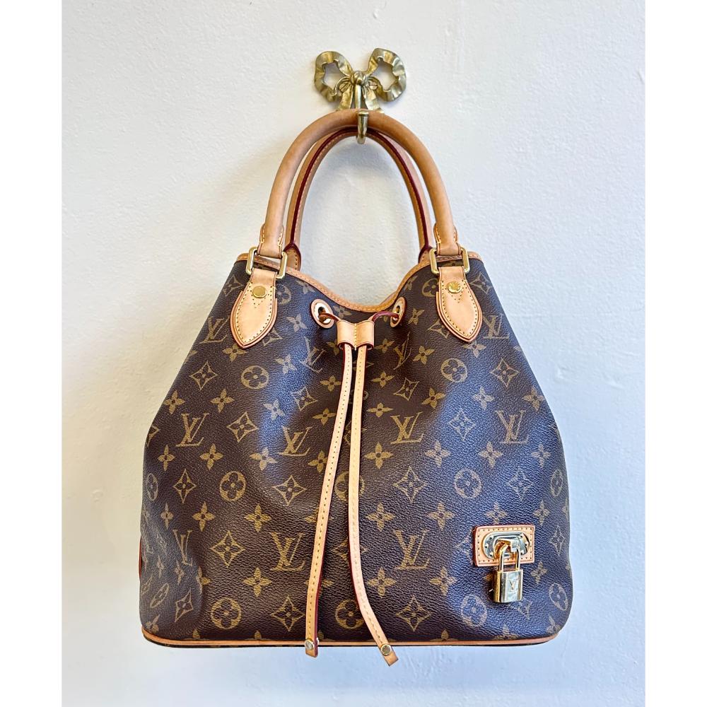 Louis Vuitton 2010 Eden Neo monogram bag