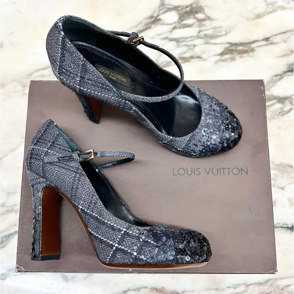 Louis Vuitton grey tweed Mary Jane pumps