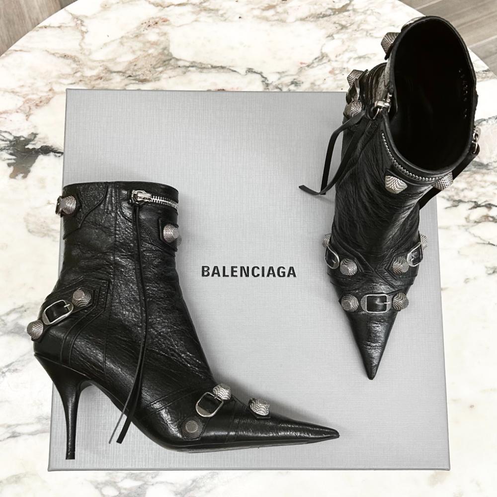 Balenciaga Cagole black leather bootie ~ sz 37