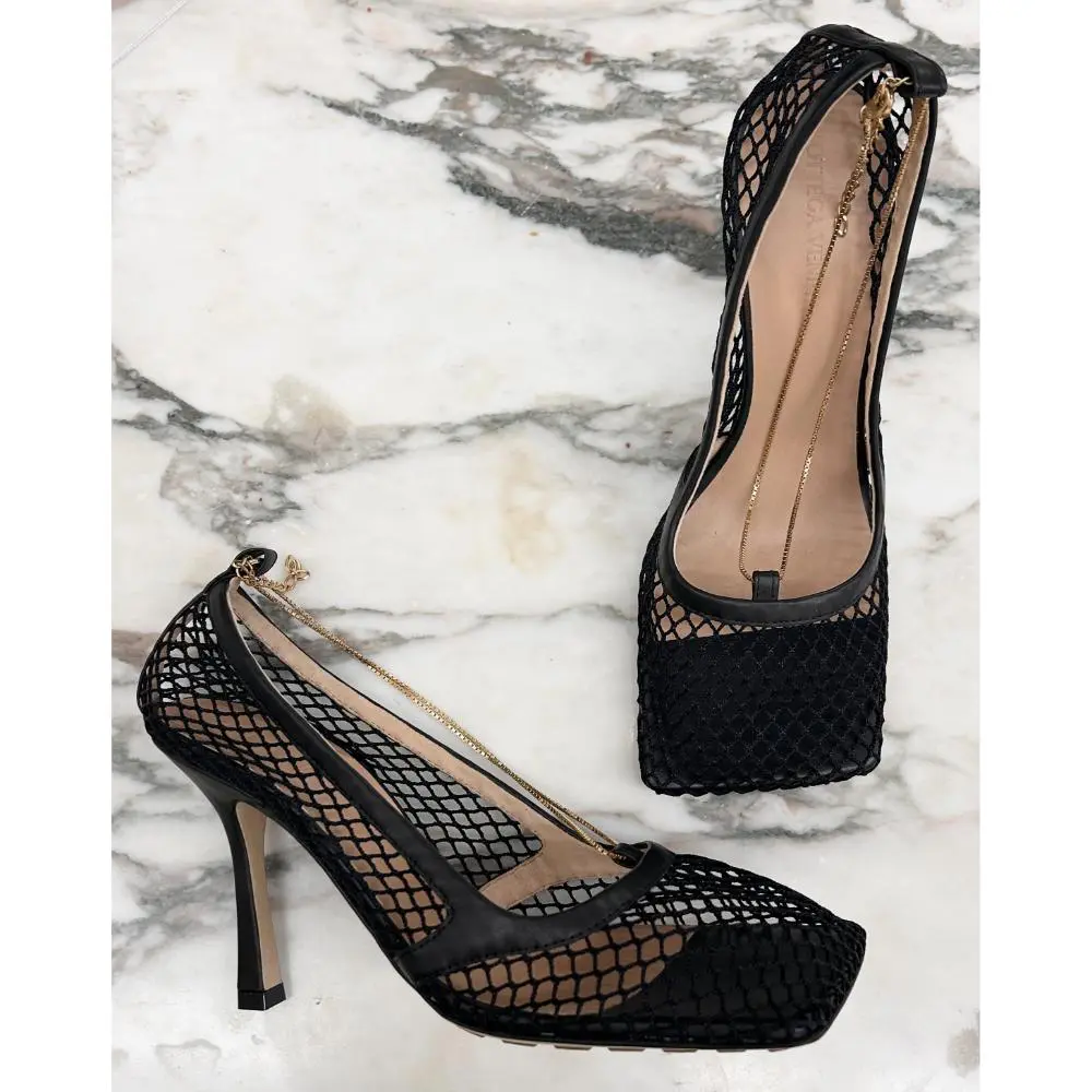 Bottega Veneta black mesh pumps w/ gold chain ~ sz 37.5