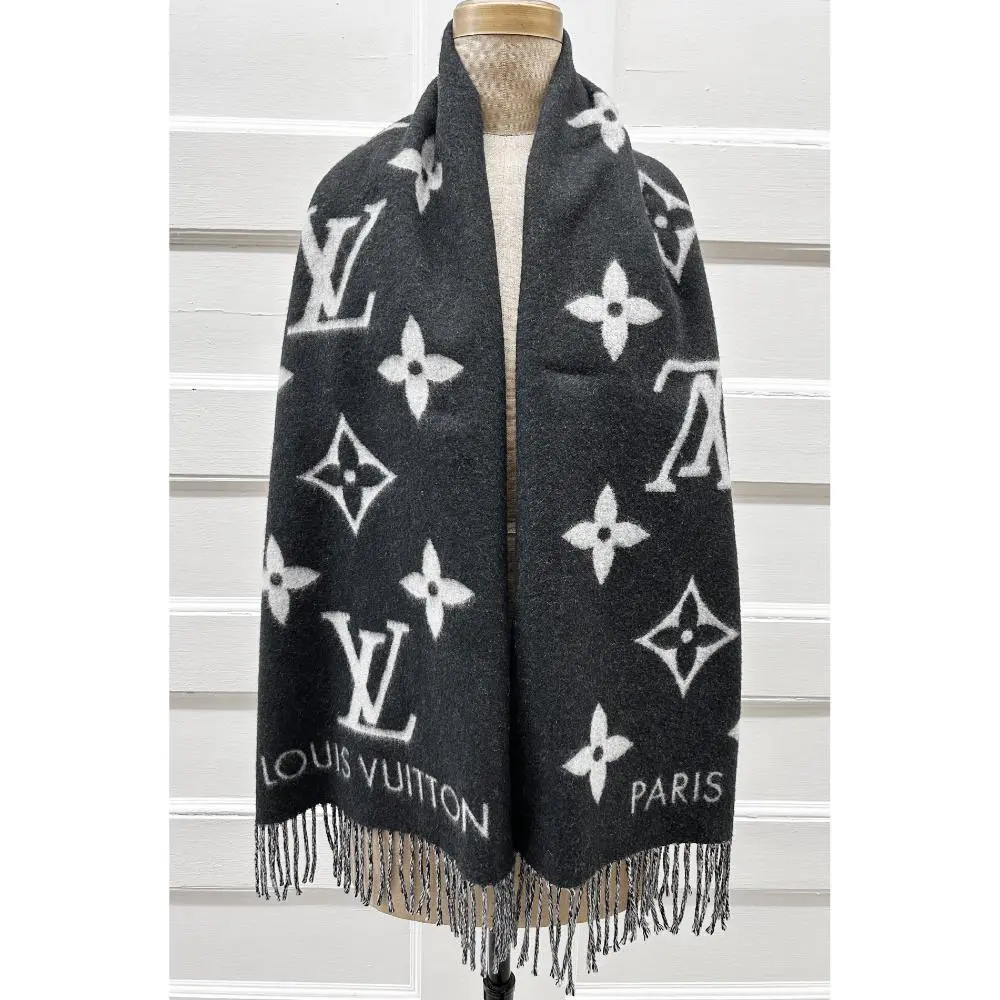 Louis Vuitton cashmere Reykjavik scarf