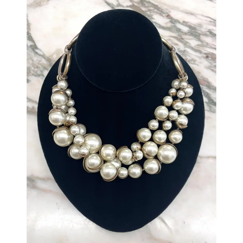 Dior Mine en Dior 3 strand pearl necklace