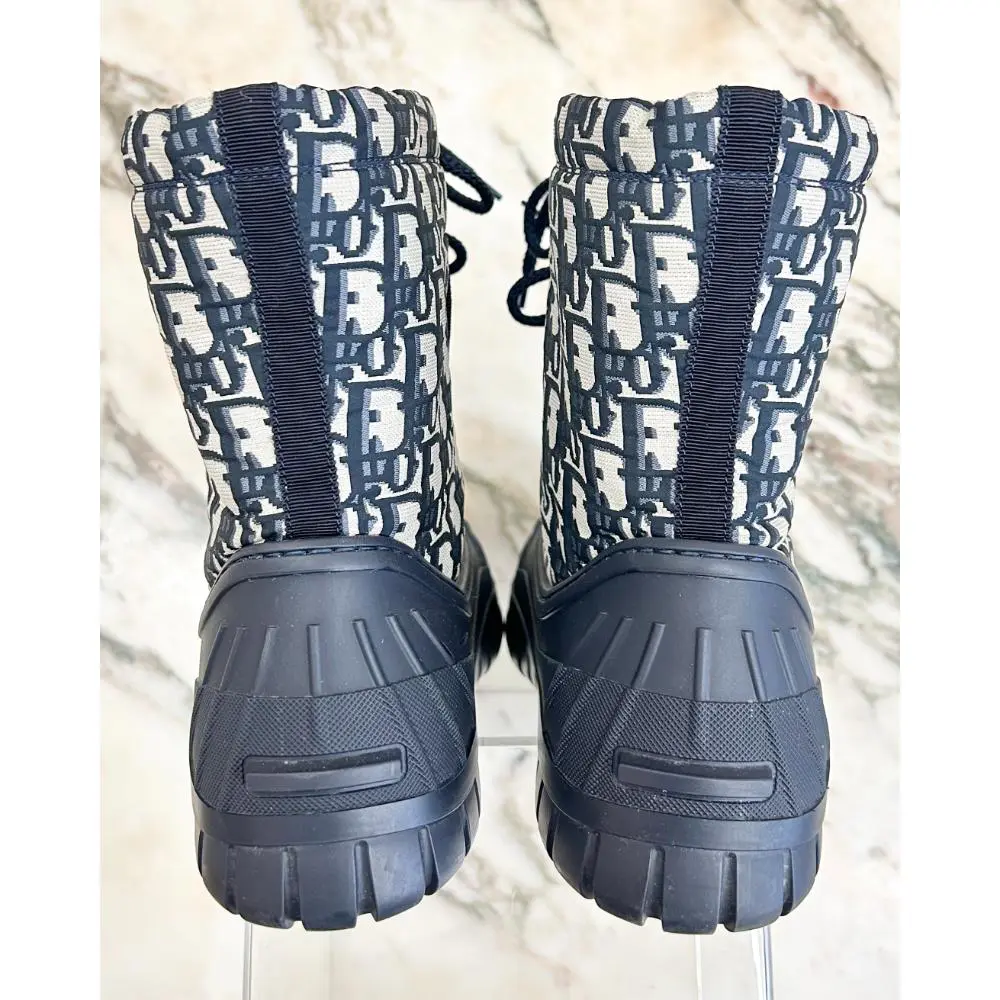 Dior D Venture ankle boots in navy & white oblique ~ sz 37.5